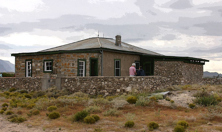 MacDonald Ranch House