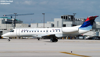 Delta Connection (Chautauqua Airlines) EMB-135LR N831RP airline aviation stock photo #2846