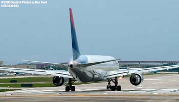 Delta Airlines B767-332 airline aviation stock photo #4918