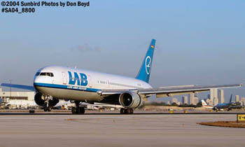 LAB B767-3PG(ER) CP-2425 airliner aviation stock photo #8800