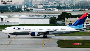 Delta Airlines B767-332 N132DN airline aviation stock photo