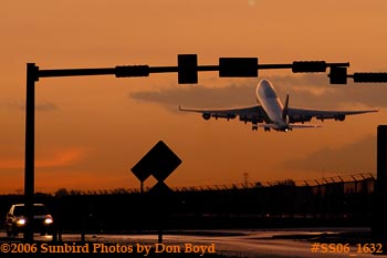 Lufthansa B747-430 takeoff at sunset airline aviation stock photo #SS06_1632
