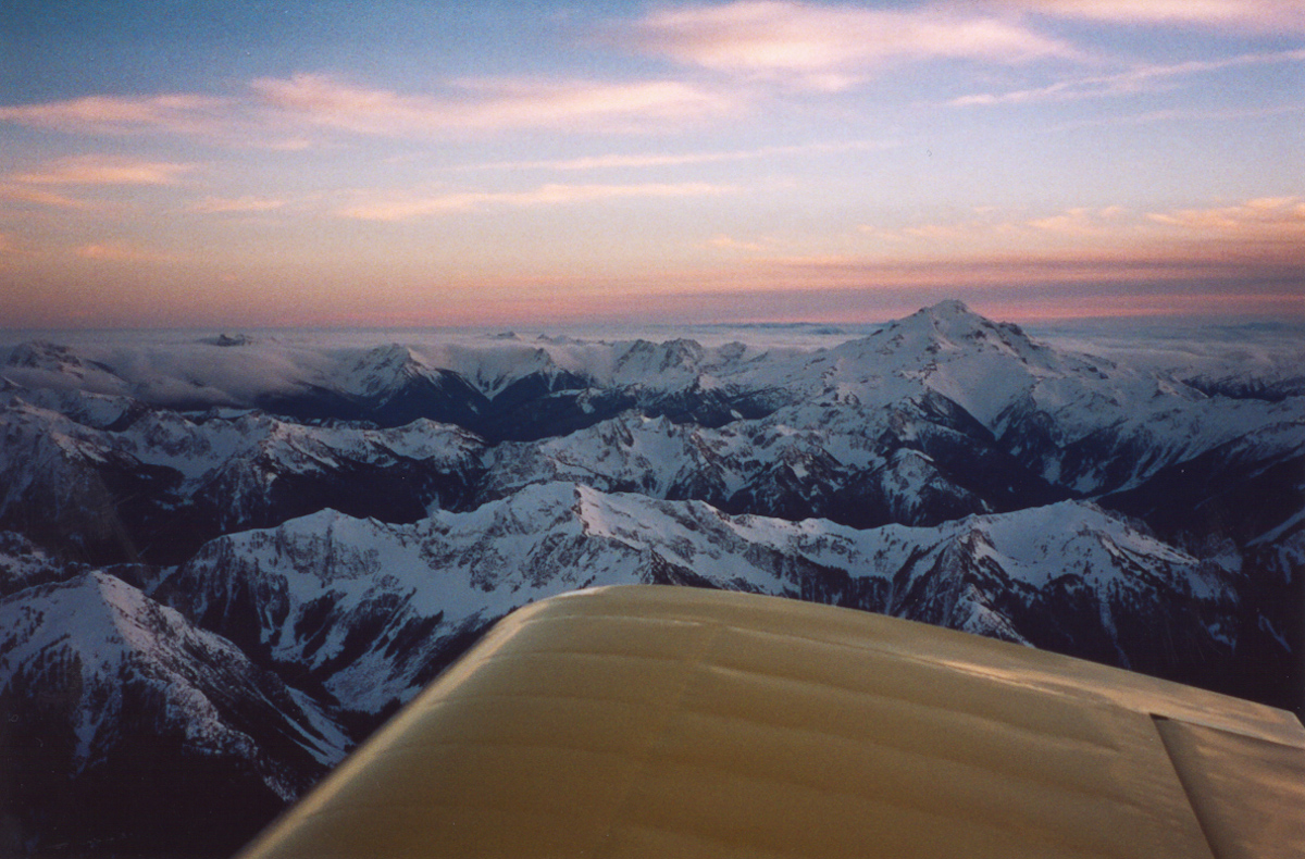 Glacier Peak, December 30, 2001 <br> (GlacierPk123001-1.jpg)