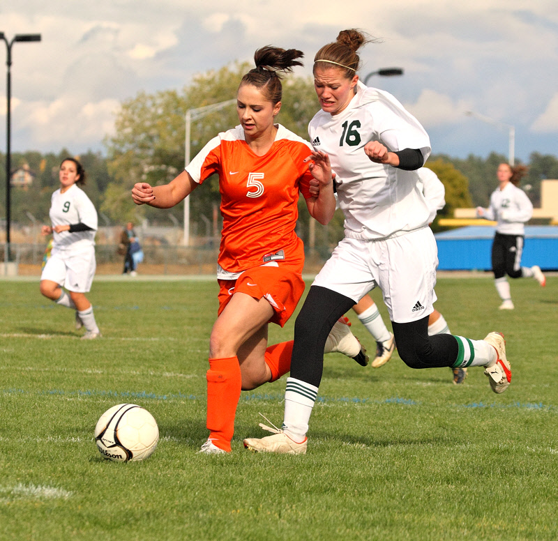 Soccer: Los Alamos vs Aztec GV -- 10/23/10