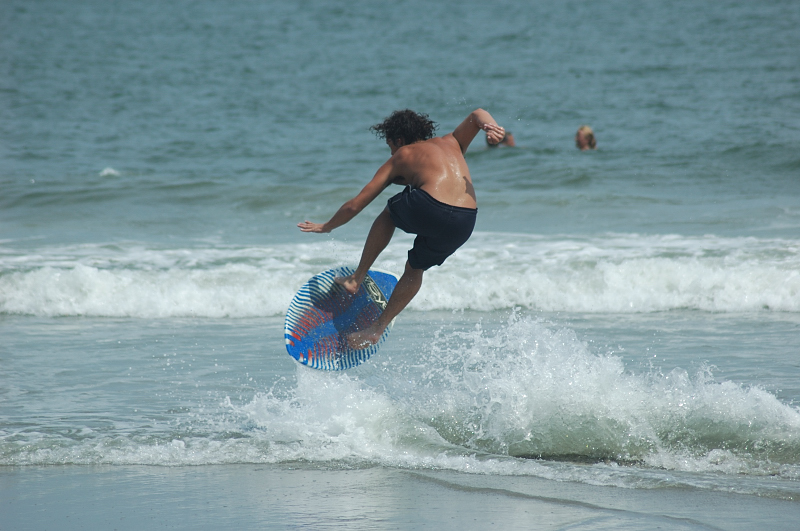 Skim boarding