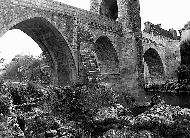  Le Pont Vieux dOrthez