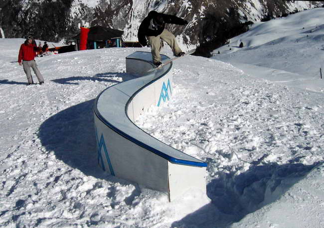 Surf : Le S  Artouste, ralisation de Fabrice Pelegrin
