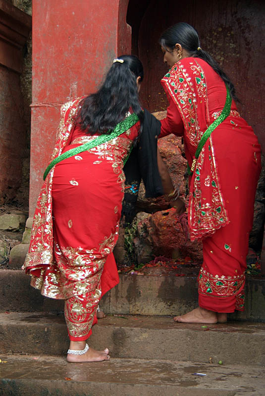 Women Making Offerings at Sheesh Narayan Temple