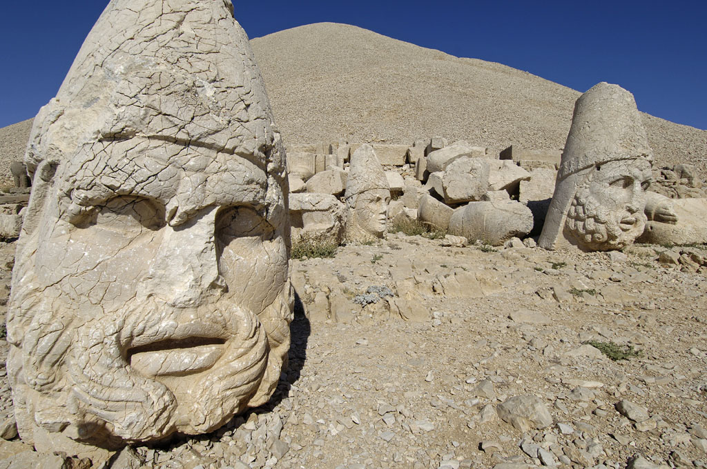 Nemrut 2006 09 1532.jpg
