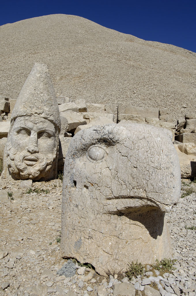 Nemrut 2006 09 1534.jpg