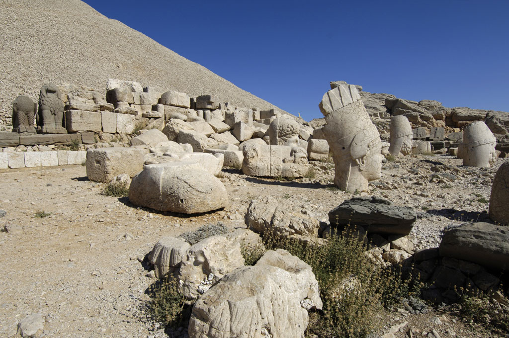 Nemrut 2006 09 1539.jpg