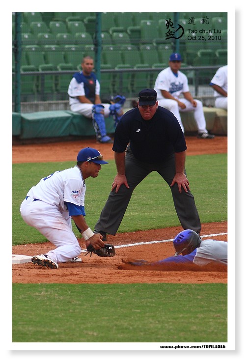 101025baseball_10fix.JPG