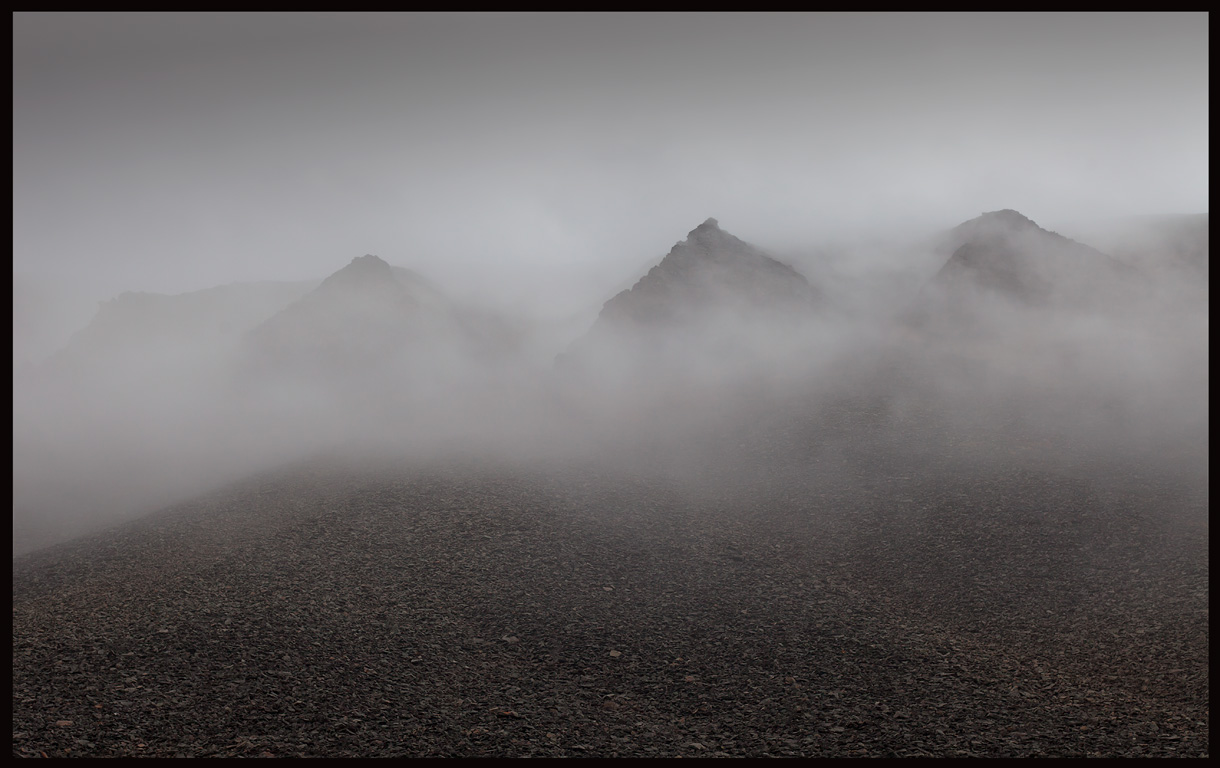 A foggy afternoon near Longyearbyen