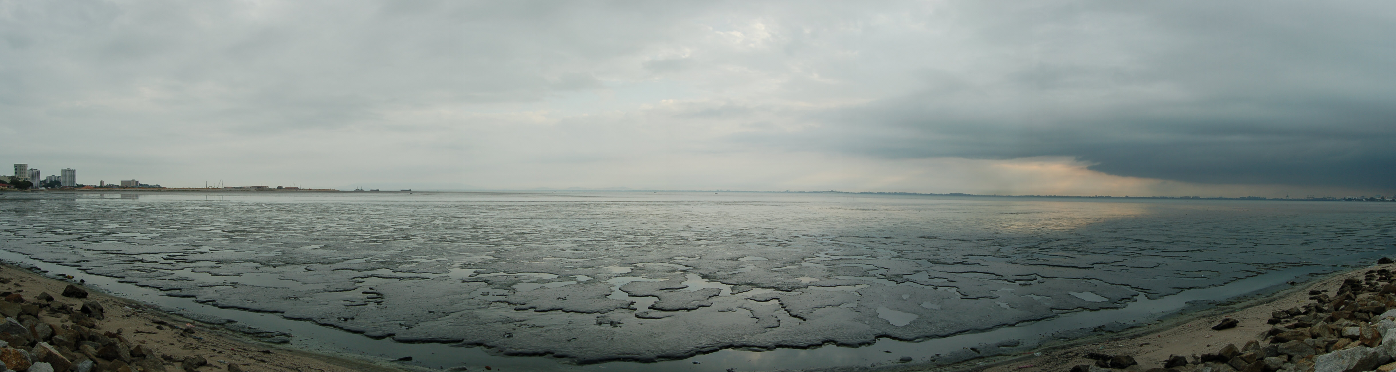 One Cloudy & Muddy Morning over Gurney Drive (Penang Island, Malaysia)