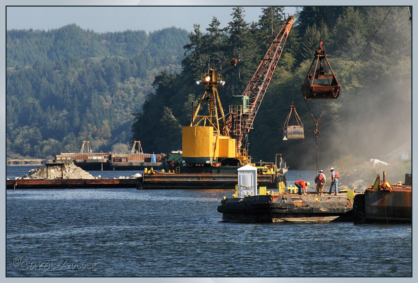 Umpqua River Dredge - Oregon Coast