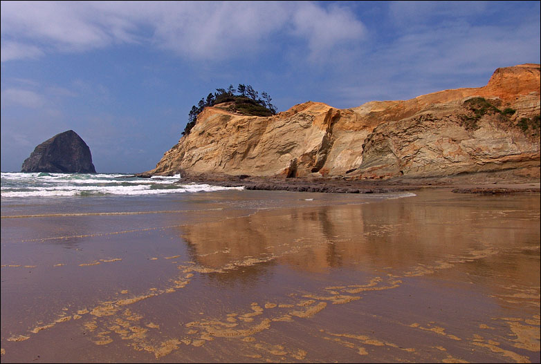 Oregon Coast Calendar: Cape Kiwanda in May