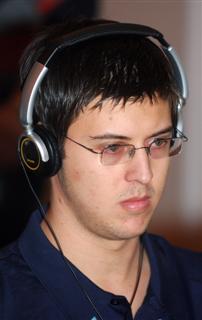 o5/48/30948/1/68545135.g5ajJAah.WorldCyberGames50Custom.JPG