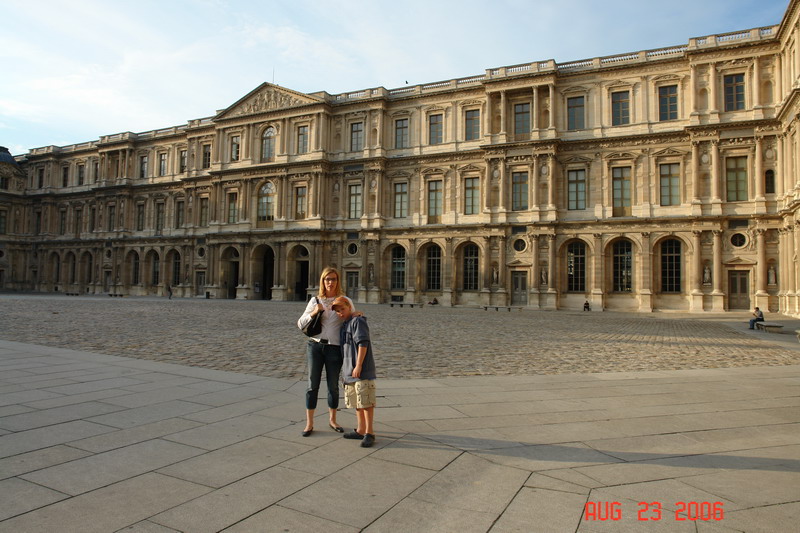 louvre and area5.JPG