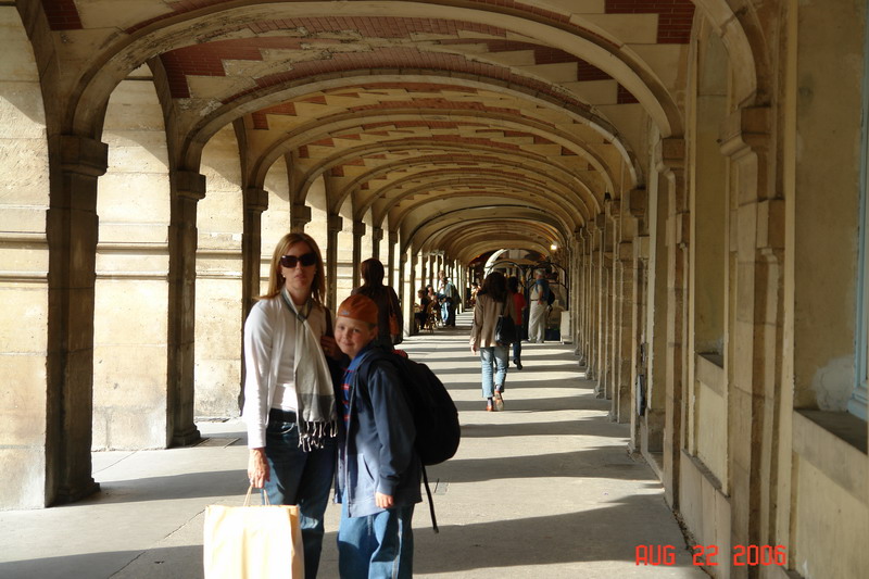 place de vosges4.JPG