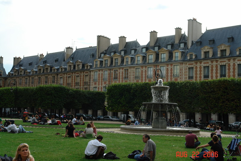 place de vosges6.JPG