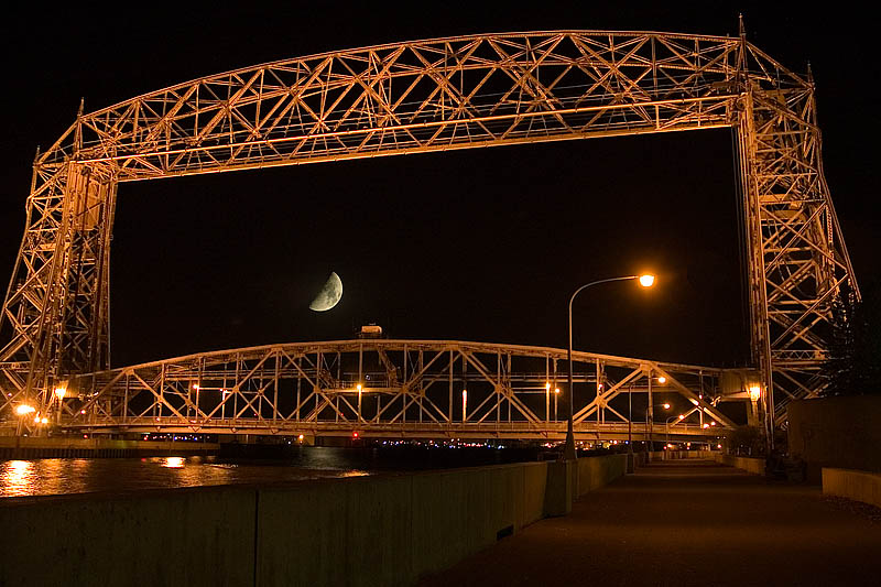 Duluths Aerial Lift Bridge  ~  October 29  [9]