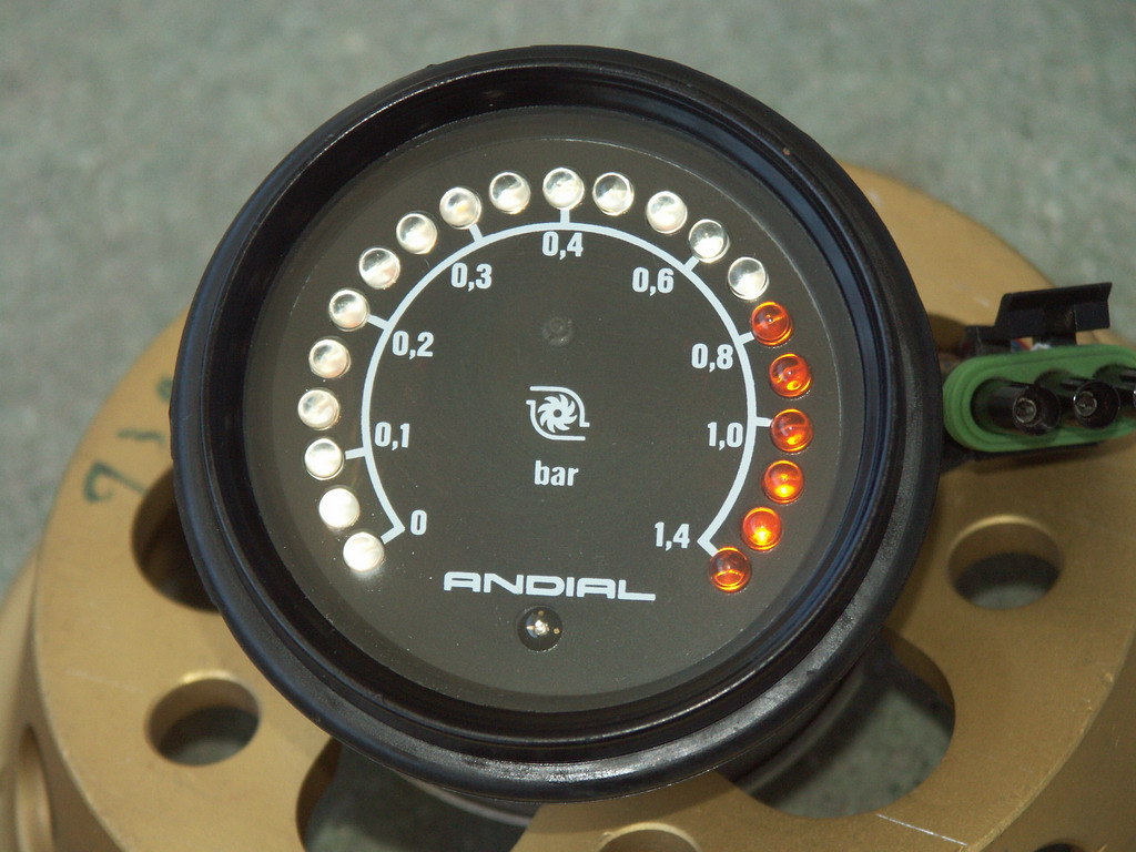 935 ANDIAL LED Turbo Boost Gauge & Sender - Photo 2