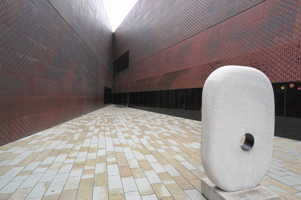 Sculpture at de Young Museum