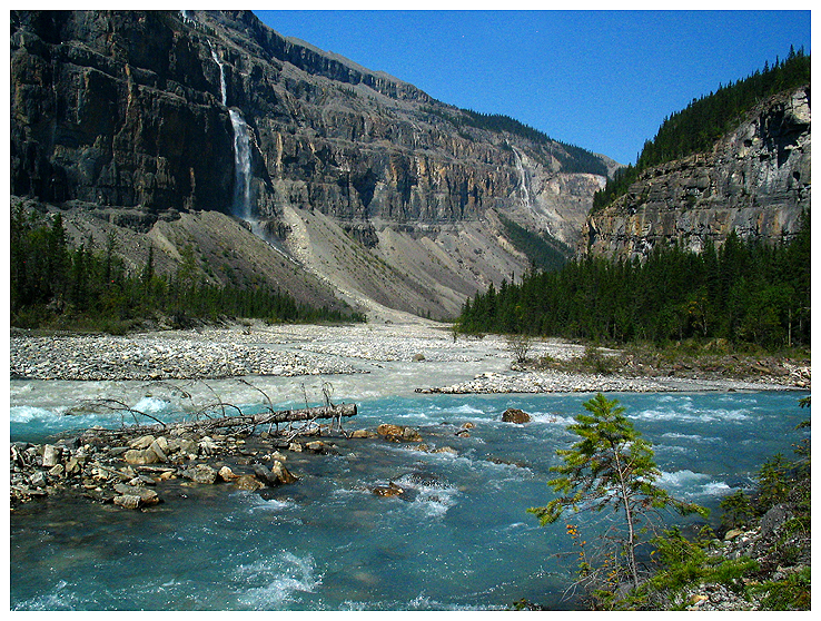 Valley of a Thousand Falls