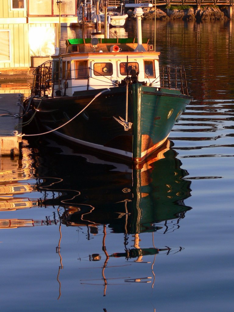 Fishing boat at West Bay Marina in Victoria Harbour