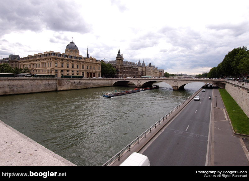 River Seine  / Paris