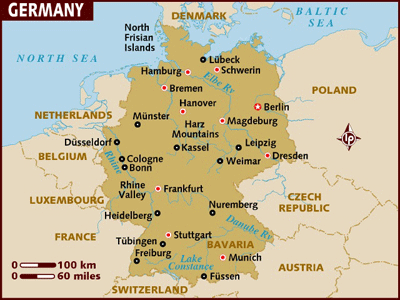 Map of Germany with a star indicating Berlin's location.