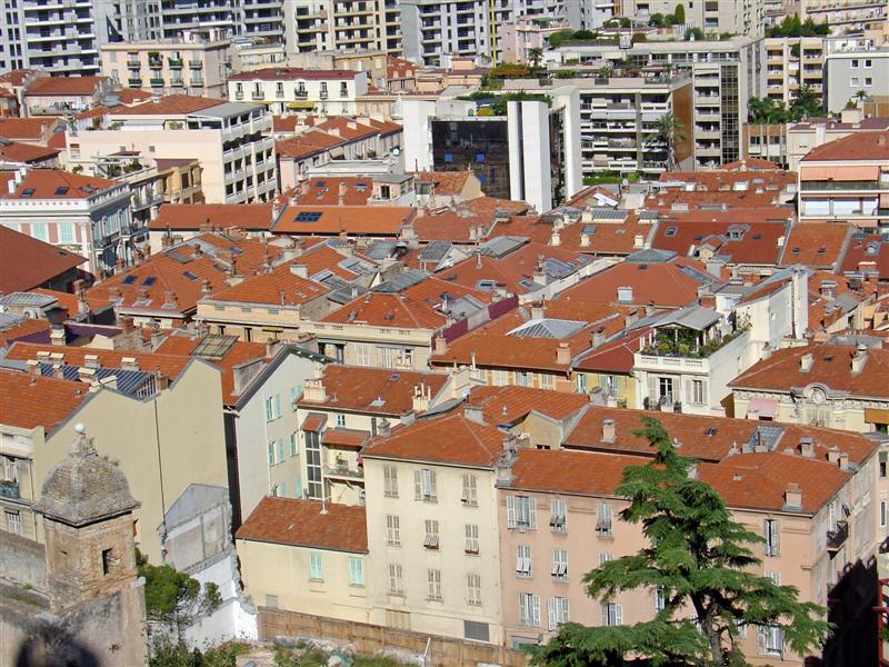 Red roofs, always fascinating