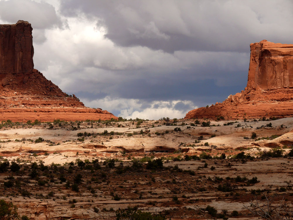 Monitor and Merrimac Buttes, Moab, Utah, 2006