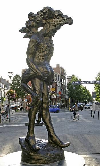 Turnhout<br>Adam en Eva<br>Kunstwerk van Luc van Soom