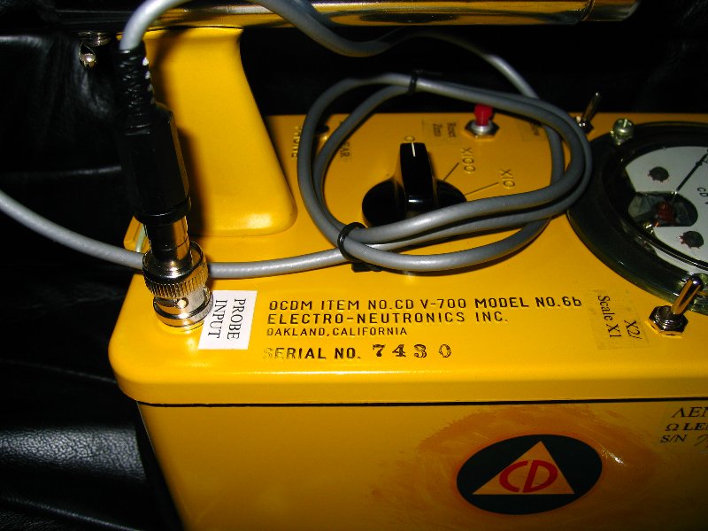 LENi Pro CD V-700 Geiger Counter