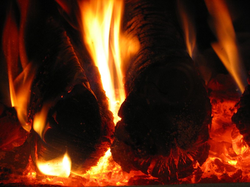 l'accueillant feu de foyer de Margot