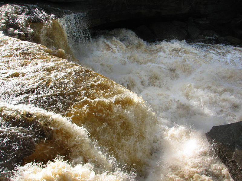 la chute du canyon