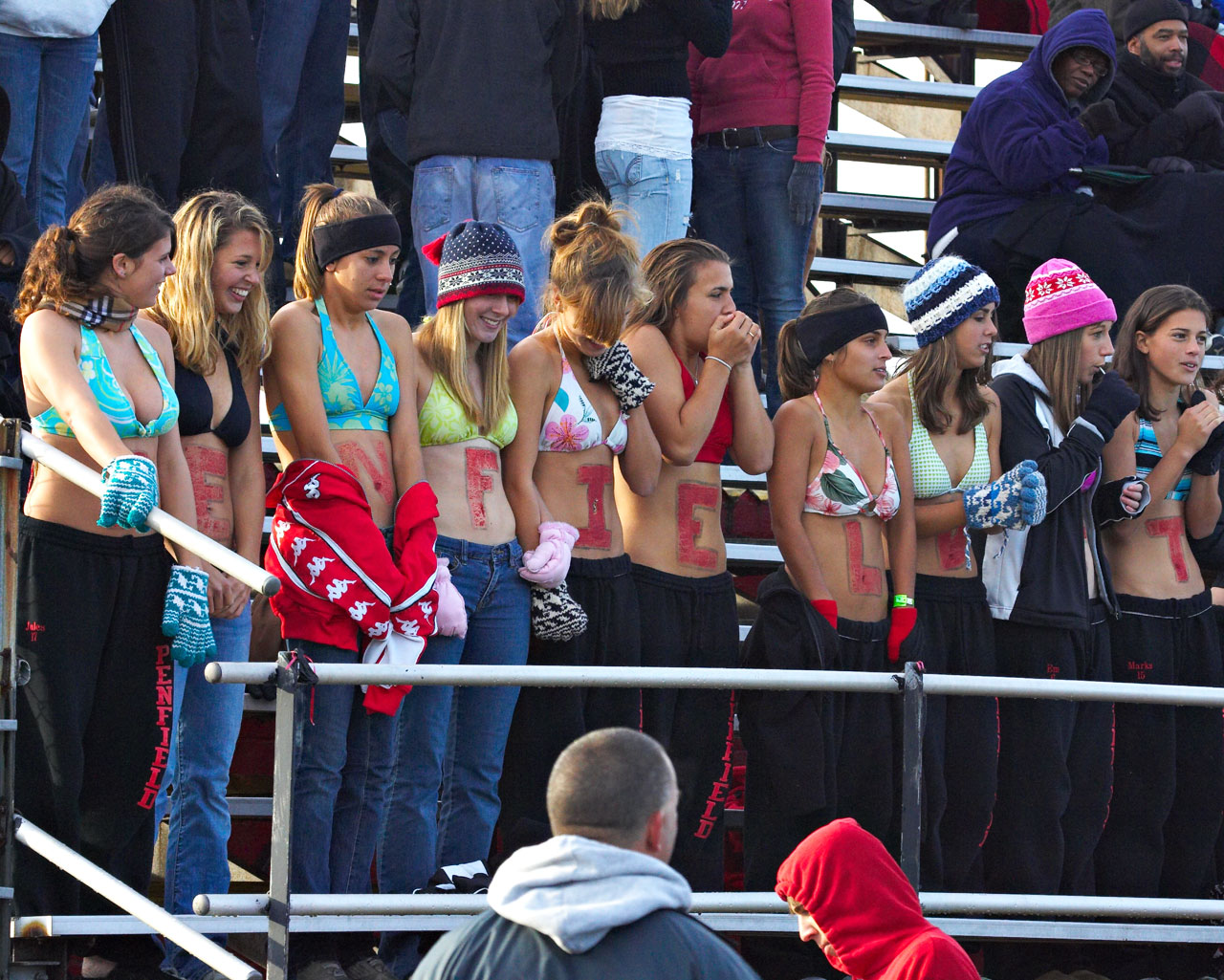 cheerleaders-resize.jpg