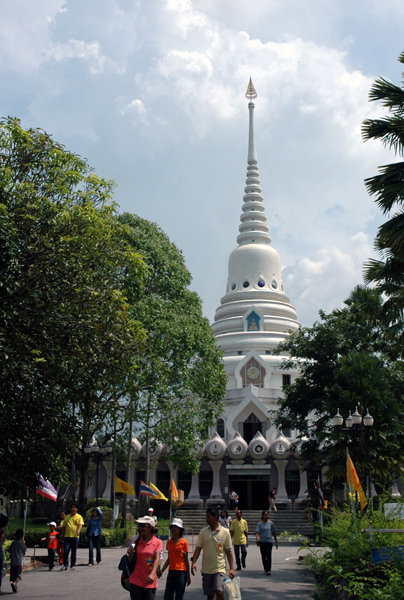 Wat Yansangwararam   (วัดญาณสังวราราม)