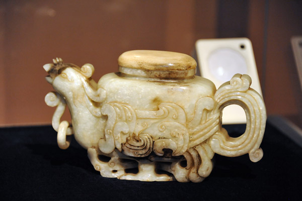 Jade teapot in the form of a Phoenix, China, XVIII-XIX Century