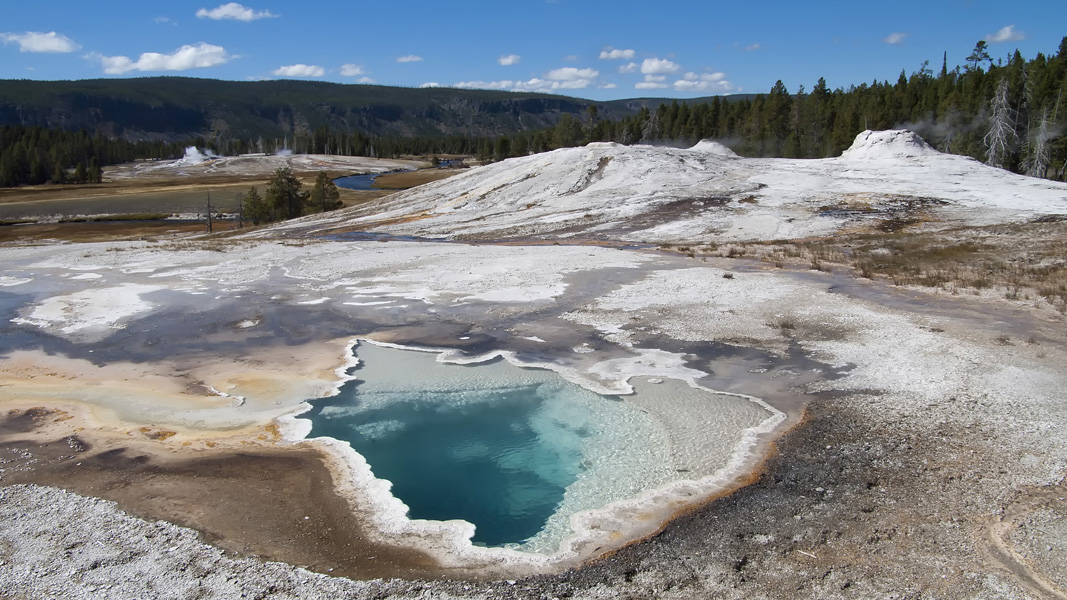 yellowstone_ss_10_014.jpg