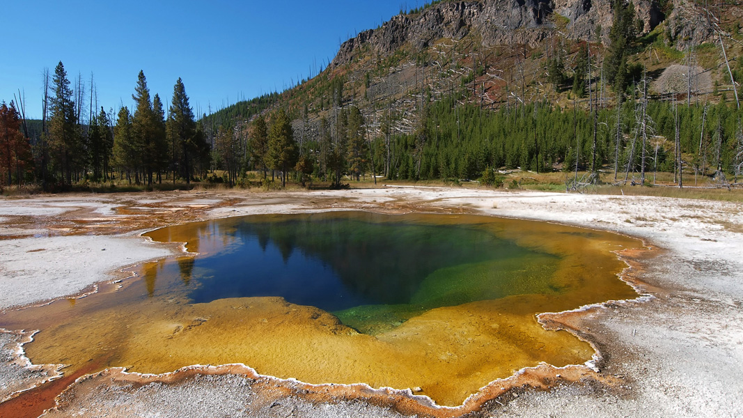 yellowstone_ss_10_042.jpg