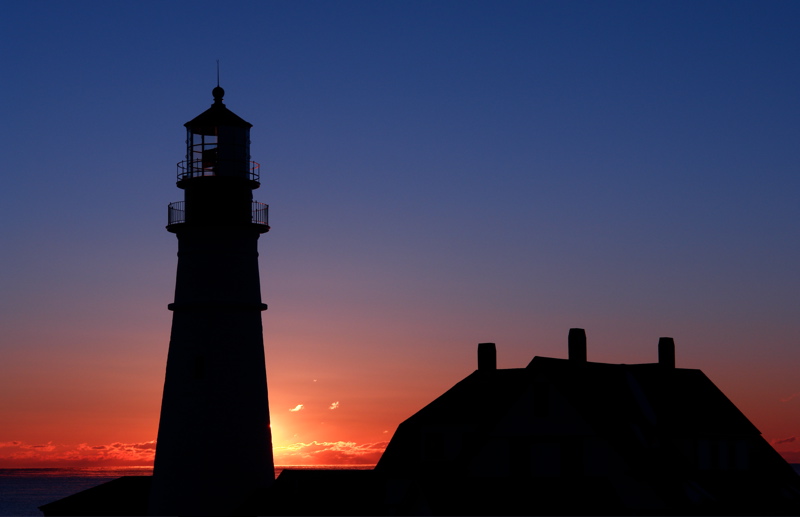 DSC00303_2.jpg PORTLAND HEAD LIGHT DAWN WITH TINY GLOWING CLOUDS donald verger lighthouse