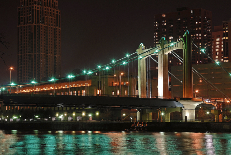 Hennepin Avenue bridge