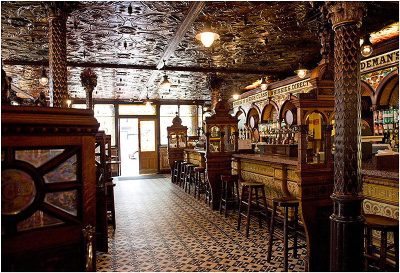 The Belfast Crown Bar