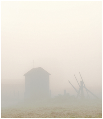 Humelgem chapel in morning mist