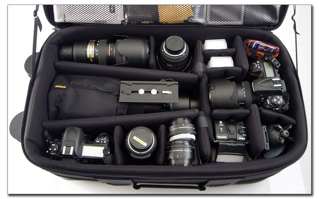 Tamrac 694 with Nikon and Sigma equipment