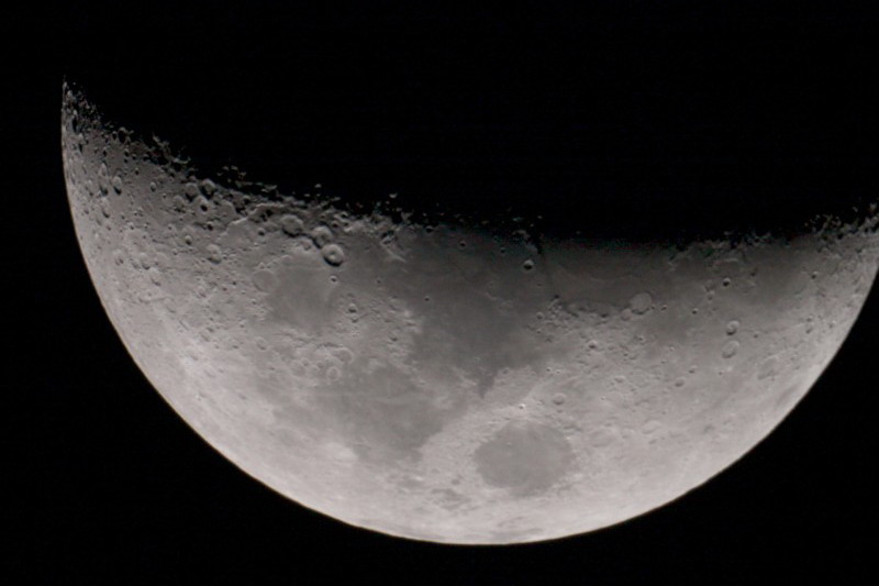 Moon 1st quarter