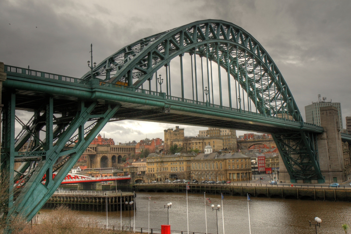 TYNE BRIDGE