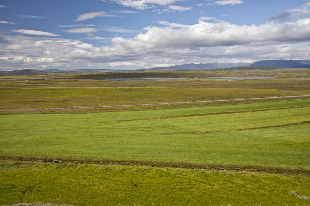 Vista outside Skalholt
